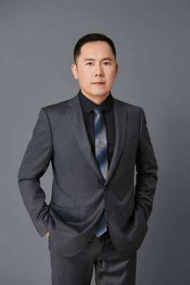 巩忠律师
