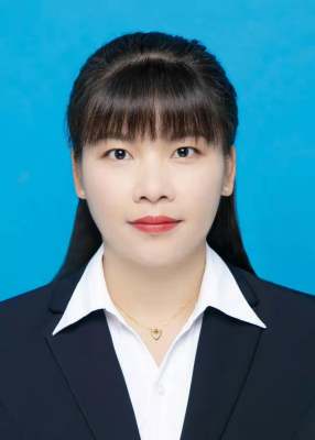李薇律师