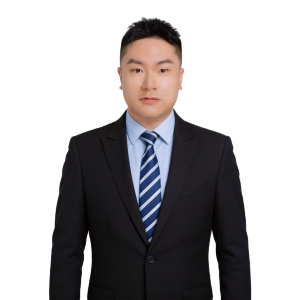 游庆华律师