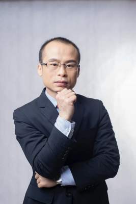 韦华强律师