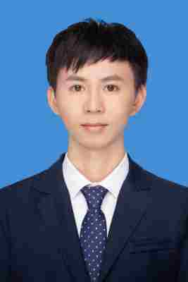 余文超律师