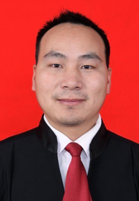 成绍春律师