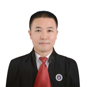潘泓旭律师
