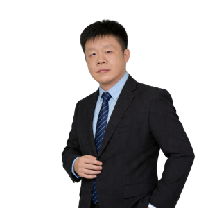 厚贵春律师
