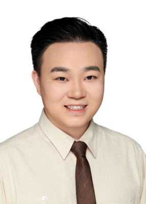 龙超华律师