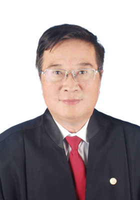沈成春律师
