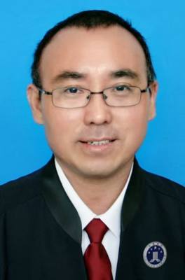 张万标律师